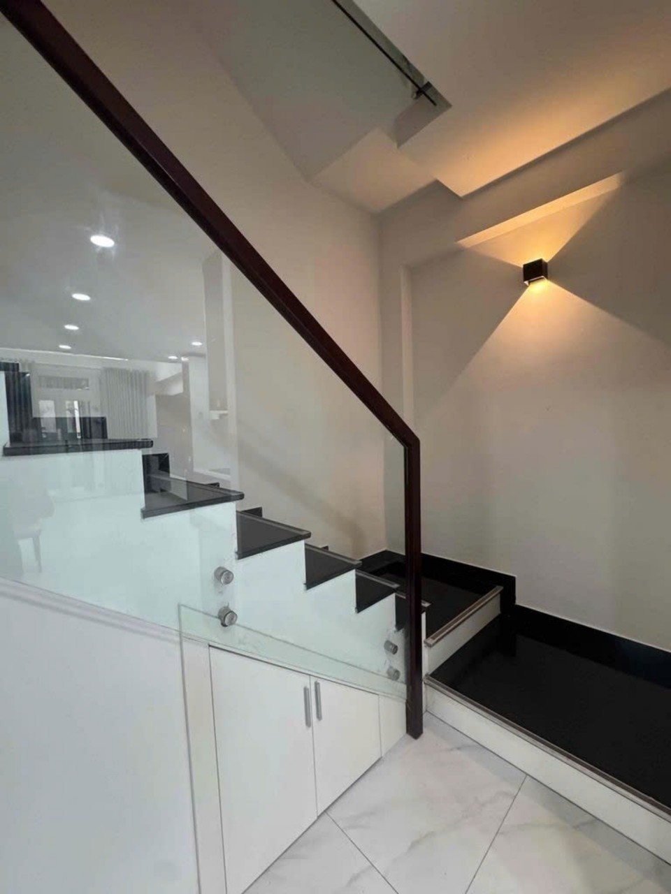 CHO THUÊ NHÀ NGUYÊN CĂN CAO CẤP Địa chỉ: 381/43A Phan Văn Trị, P.11, Q.Bình Thạnh - Ảnh 3