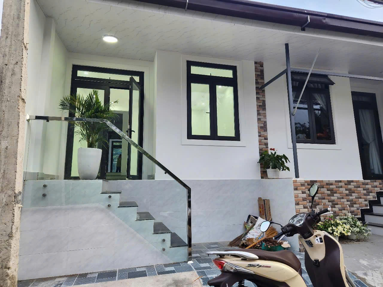 CHO THUÊ NHÀ NGUYÊN CĂN 2 TẦNG 2 MẶT TIỀN HẺM Ô TÔ AN BÌNH PHƯỜNG 3  ĐÀ LẠT GIÁ 10 TRIỆU - Ảnh 2