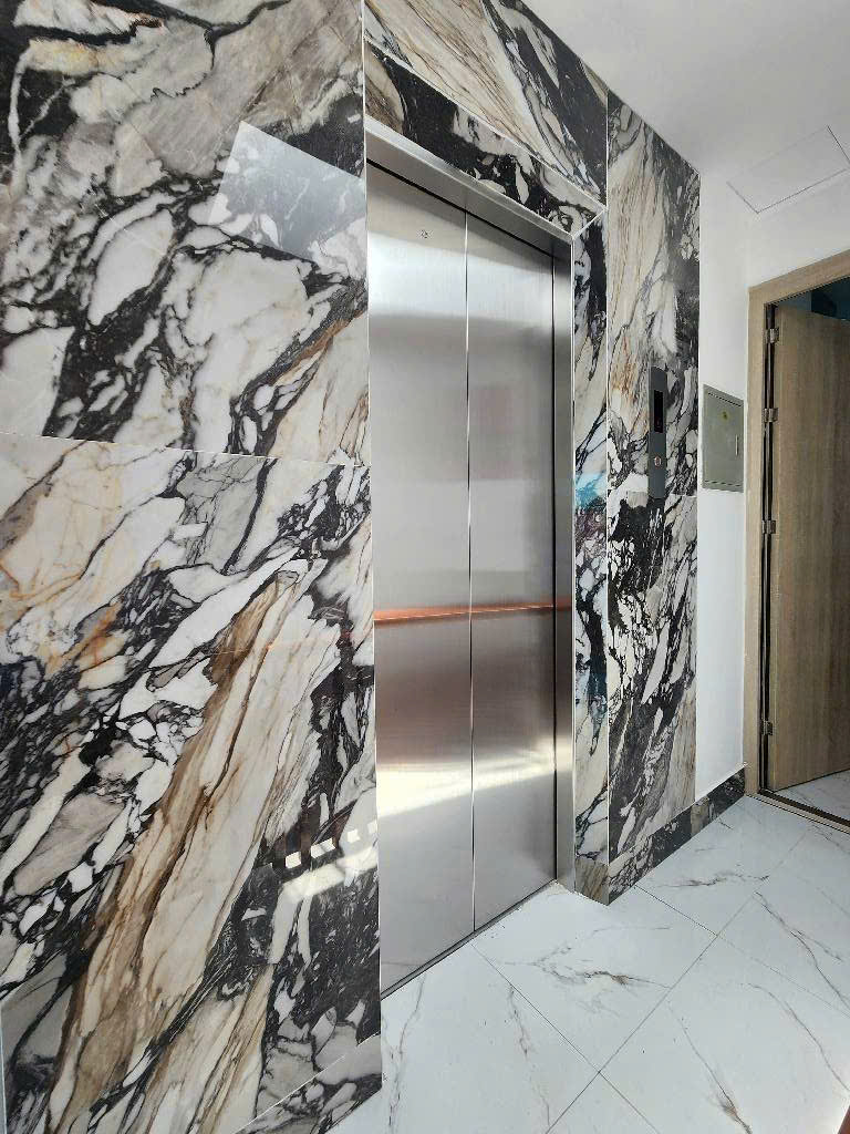 bán CHDV rẻ nhất xuân la- ngõ 38 ĐẠI HỌC NỘI VỤ 52M 7 TẦNG ,THANG MÁY.KHU VỰC CHO THUÊ LUÔN FULL - Ảnh 2
