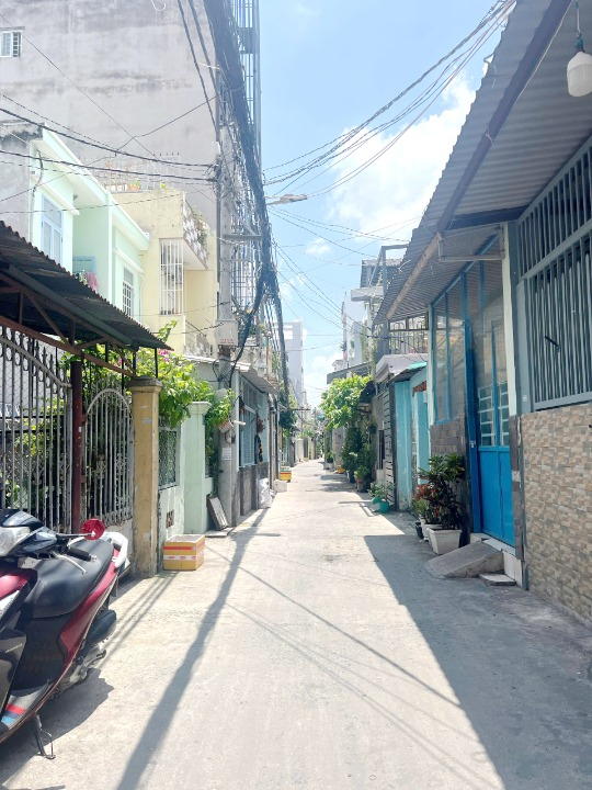 Nhà 2 tầng HXH thông Bùi Minh Trực P6Q8. Giá 5,48 tỷ - Ảnh 2
