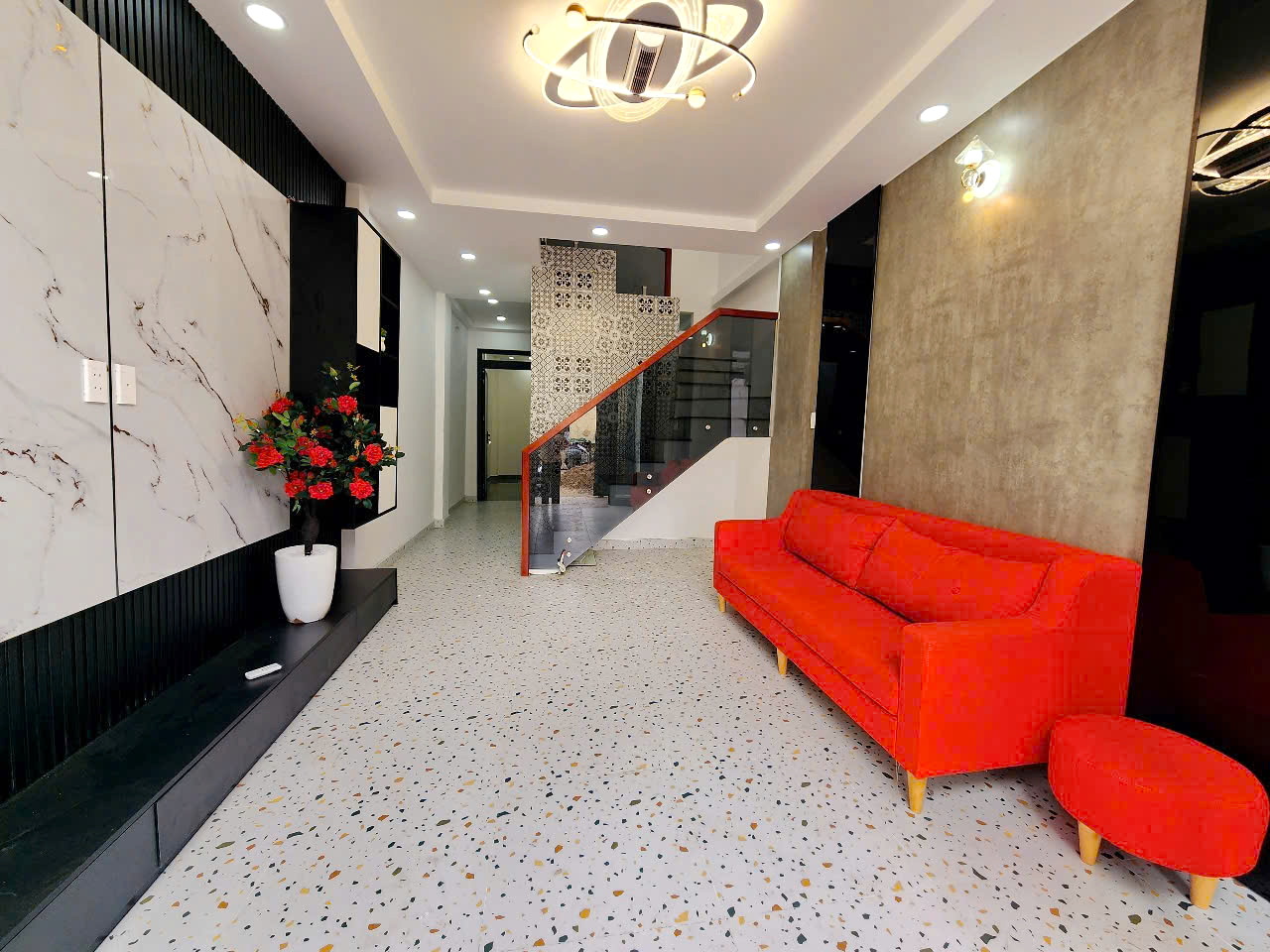 Bán nhà HXH quay đầu đường Âu Dương Lân P3 Q8. Giá chỉ nhỉnh 6 tỷ - Ảnh 1
