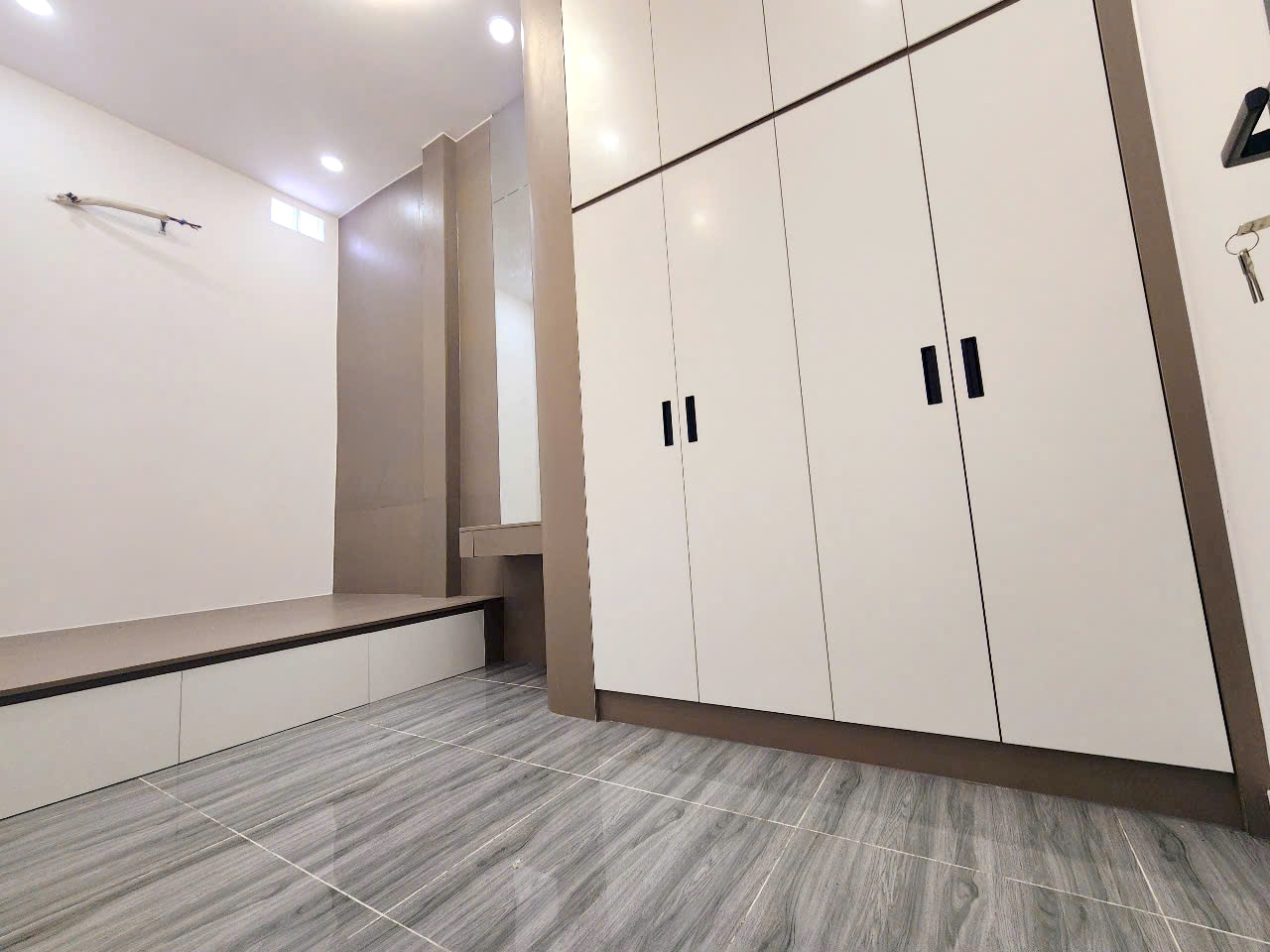 Bán nhà HXH quay đầu đường Âu Dương Lân P3 Q8. Giá chỉ nhỉnh 6 tỷ - Ảnh 2