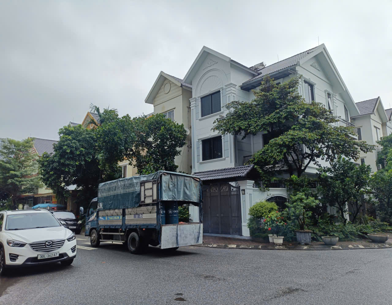 Bán Biệt thự Tây Mỗ 201m2 - 4 tầng, vị trí đẹp Kinh doanh, giá 32.5 tỷ - Ảnh chính