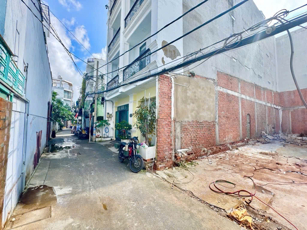 BÁN ĐẤT XÂY DỰNG TỰ DO - HXH - QUẬN 7 - 80M2 - Ảnh 1