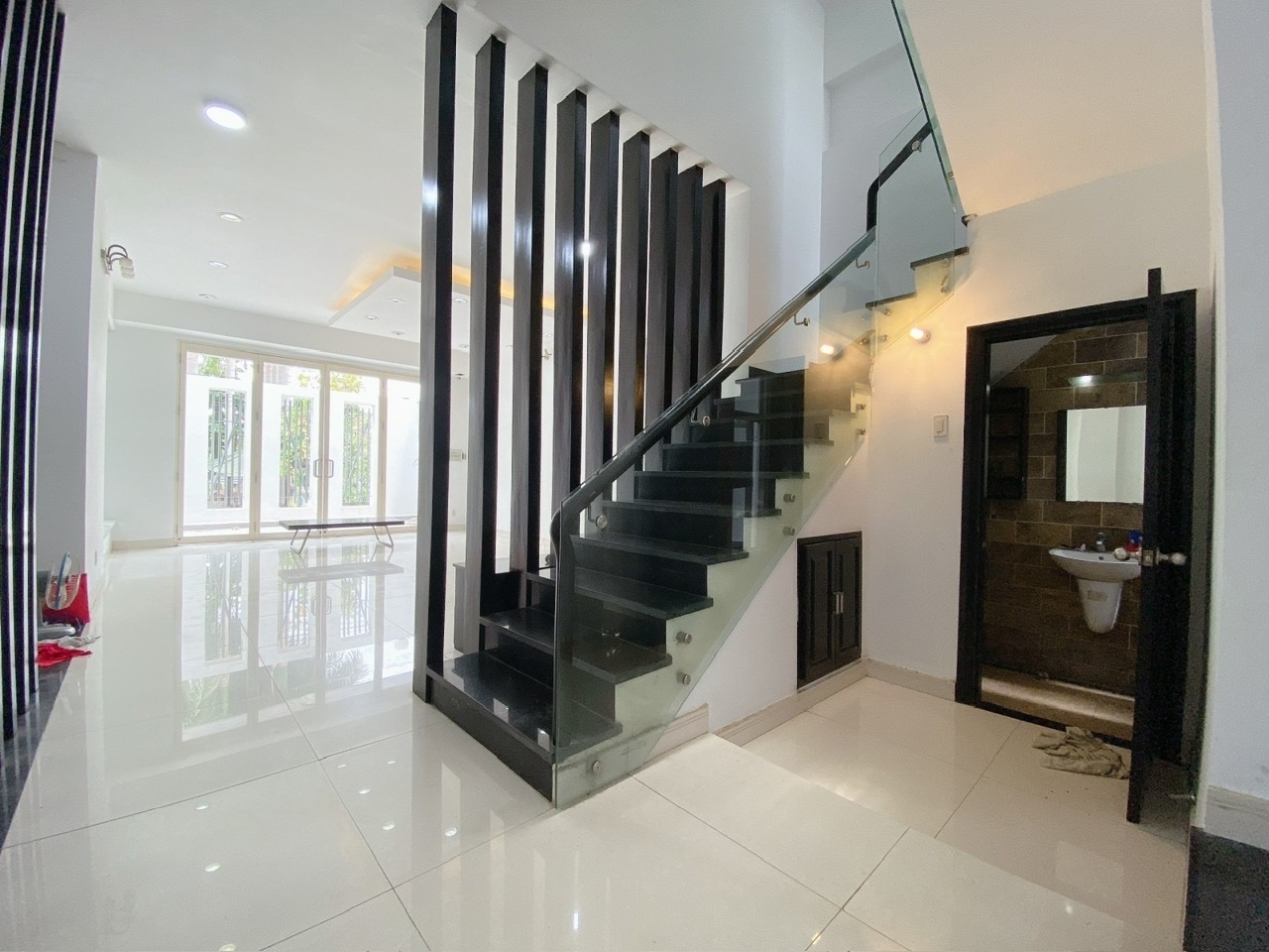 BIỆT THỰ 3 TẦNG VIEW SÔNG – ĐƯỜNG RẠCH BÀ LỚN – GẦN TRƯỜNG QUỐC TẾ NAM MỸ - Ảnh 1
