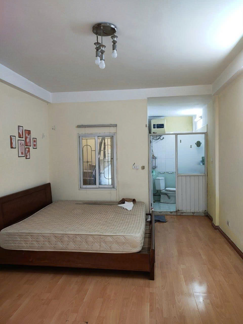 Cho thuê nhà nguyên căn ngõ 260 đường Cầu Giấy, Hà Nội 30m x 5T, 3 ngủ giá 11.5 triệu - Ảnh chính