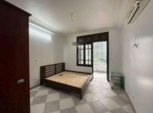 Cho thuê nhà riêng, ngõ 155 đường Cầu Giấy 45m x 5T giá 15 triệu, ngõ ô tô thông - Ảnh 2