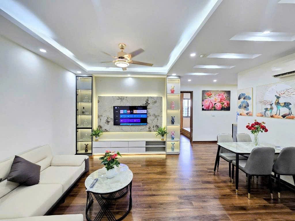 NHÀ ĐẸP – GIÁ TỐT – CẦN BÁN 3 Căn Nhà Vị Trí Đẹp Tại Quận Long Biên, TP Hà Nội - Ảnh 4