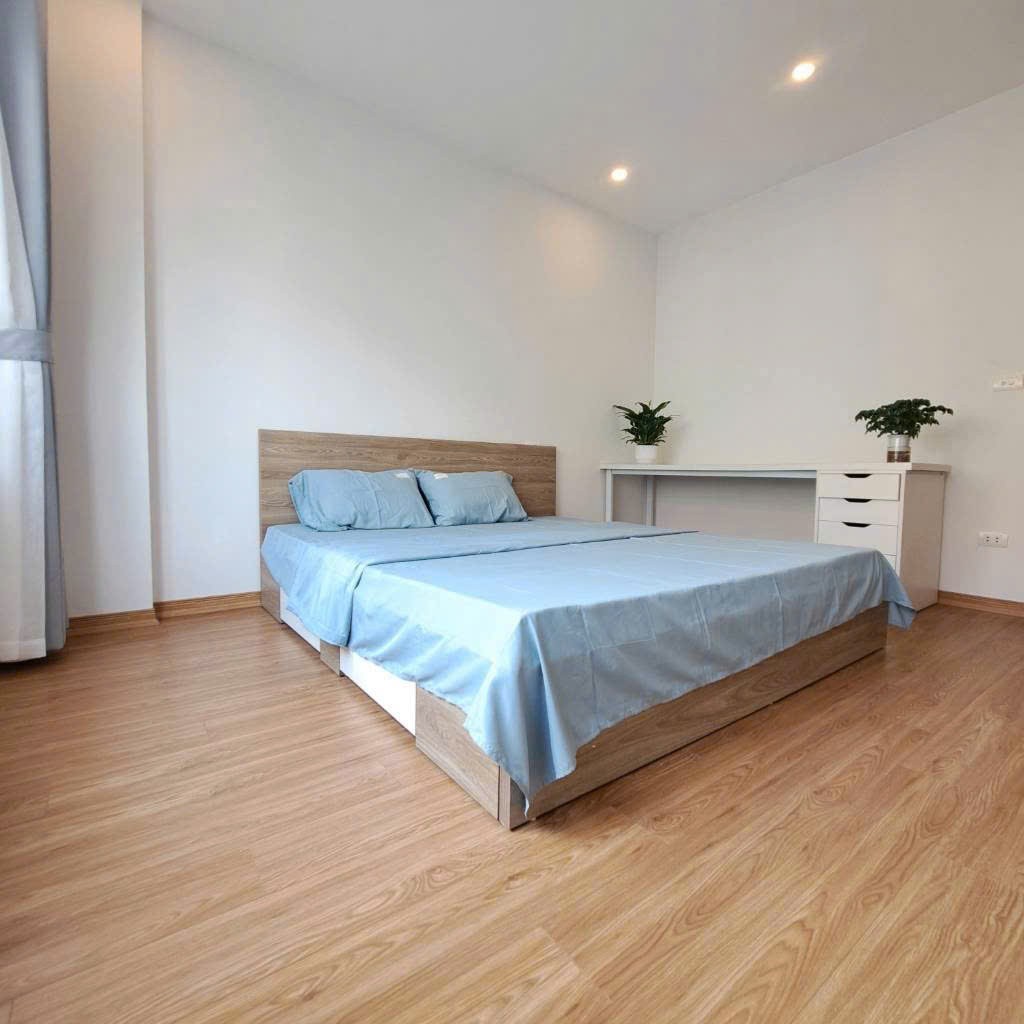 NHÀ ĐẸP – GIÁ TỐT – CẦN BÁN 3 Căn Nhà Vị Trí Đẹp Tại Quận Long Biên, TP Hà Nội - Ảnh 2