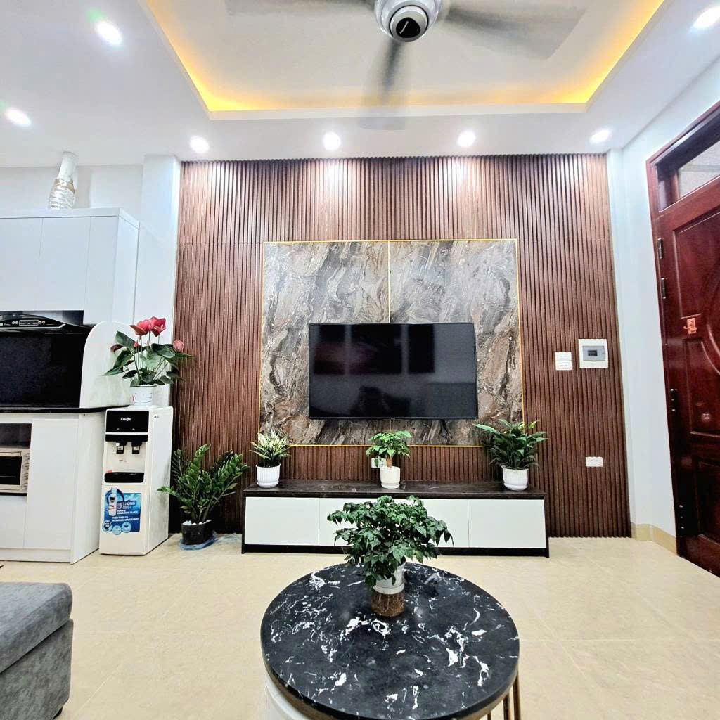 NHÀ ĐẸP – GIÁ TỐT – CẦN BÁN 3 Căn Nhà Vị Trí Đẹp Tại Quận Long Biên, TP Hà Nội - Ảnh 3