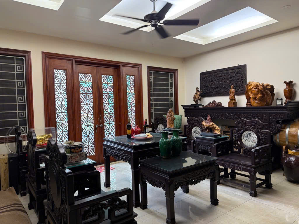 ĐÁNG SỐNG, BIỆT THỰ LÔ GÓC NGUYỄN VĂN CỪ 140M, 4T, MẶT TIỀN QUYỀN LỰC, Ô TÔ THÔNG TRÁNH. - Ảnh 3