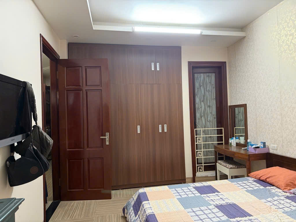 ĐÁNG SỐNG, BIỆT THỰ LÔ GÓC PHỐ LÂM HẠ 140M, 4T, MẶT TIỀN QUYỀN LỰC, Ô TÔ THÔNG TRÁNH. - Ảnh 3