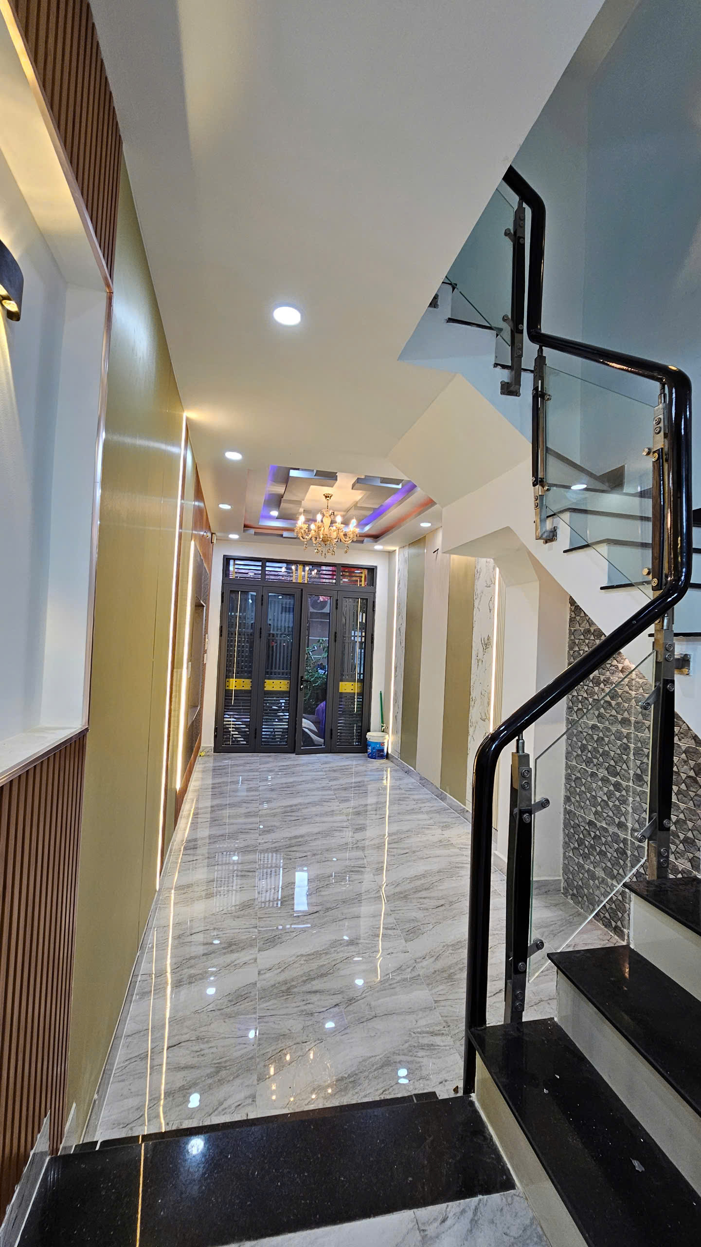 SÁT MẶT TIỀN XE HƠI KHÁNH HỘI Q4<br>CÓ 5 TỶ GIẢM LỘC 150 TRIỆU - Ảnh 1