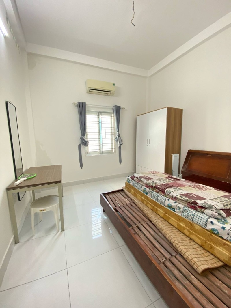 ► Mặt Tiền Nguyễn Hữu Thọ gần Cổng Sân bay, 100m2, 3 tầng sạch đẹp, 12 tỷ - Ảnh 2