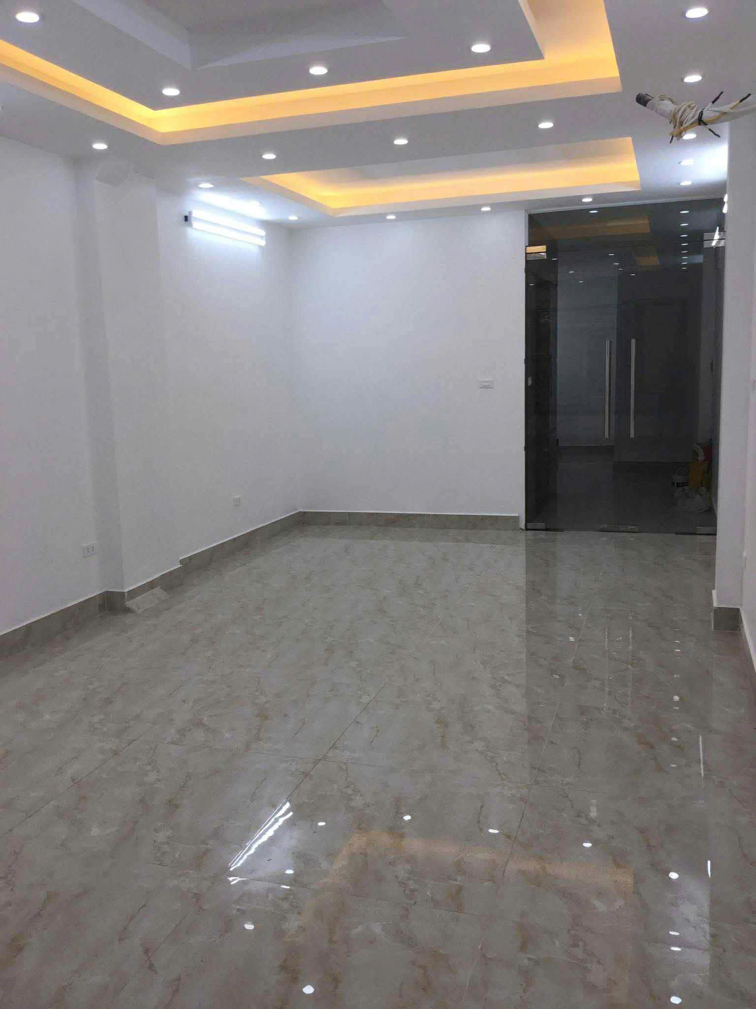 Cho Thuê Nhà Trong Ngõ Nguyễn Phúc Lai - Ô Chợ Dừa - Ảnh 1