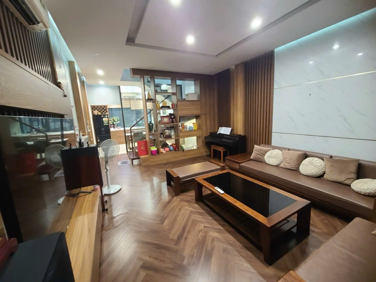 Bán nhà Tây Hồ, gần hồ, phân lô ô tô tránh, vỉa hè, chỉ 22 tỷ - Ảnh 1