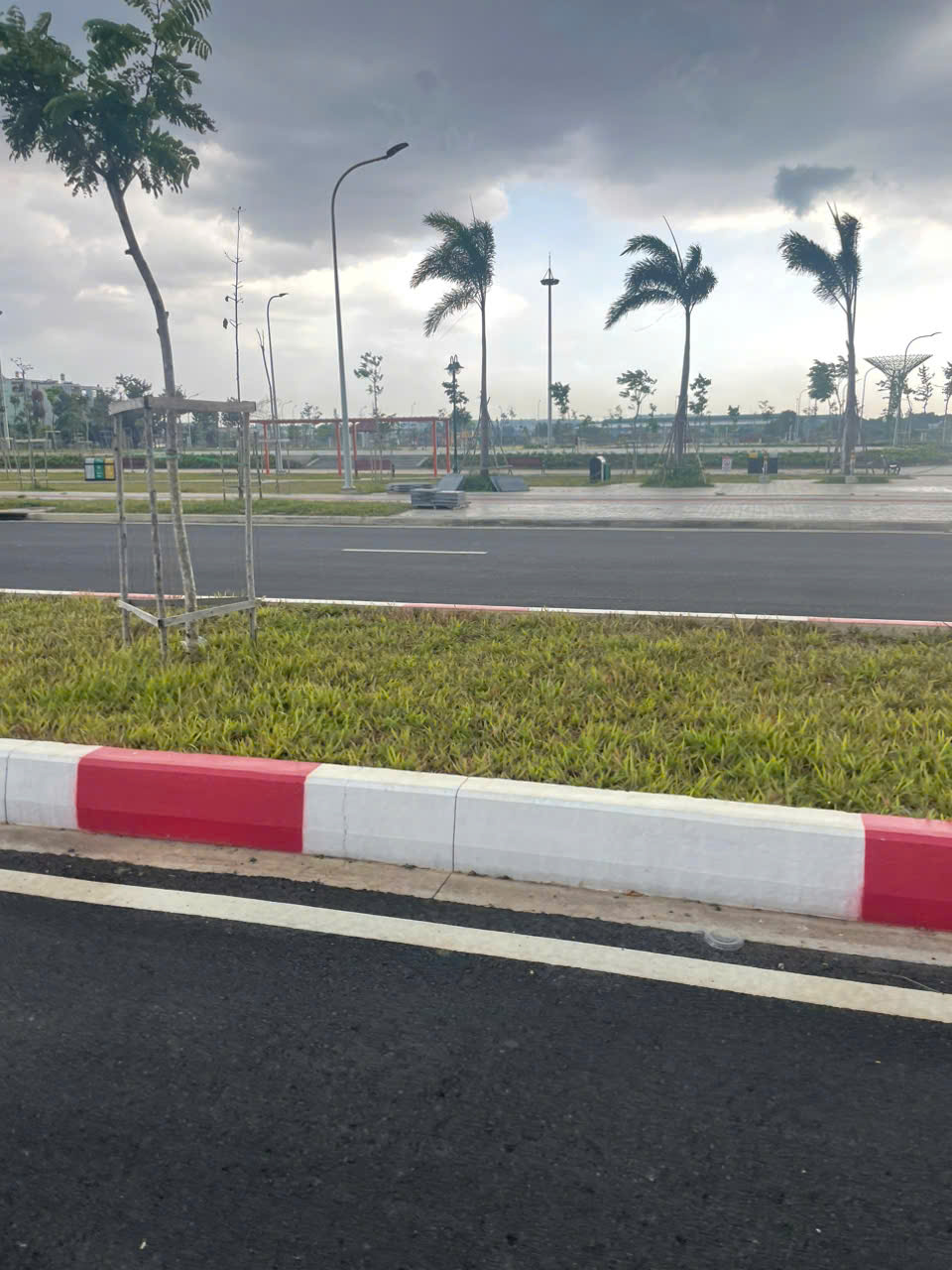 Bán đất 51x79m full thổ cư giá 140 tỷ Đường 7m Thanh Xuân 22 - Ảnh chính