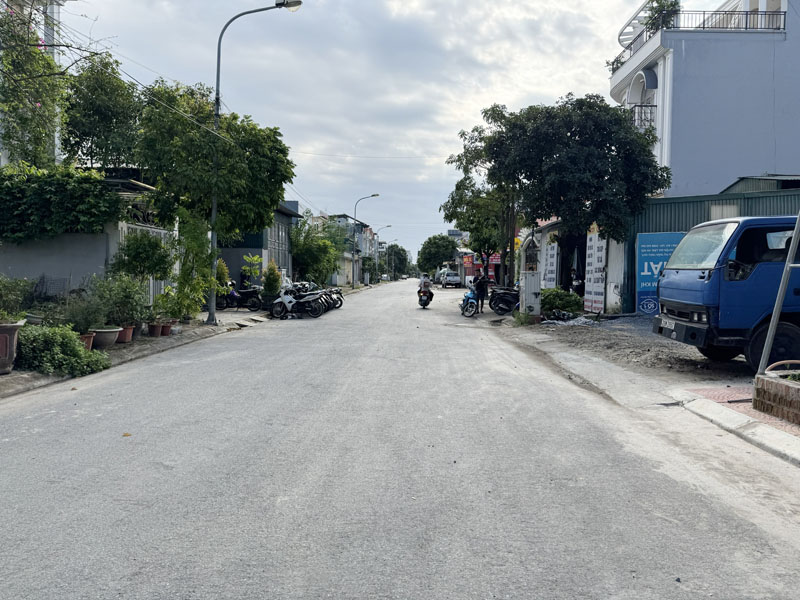Chuyển công tác bán 136m2 Đất Khu Đô Thị 31ha Trâu Quỳ, Phường Gia Lâm - Vị Trí Vàng KD - Ảnh 3