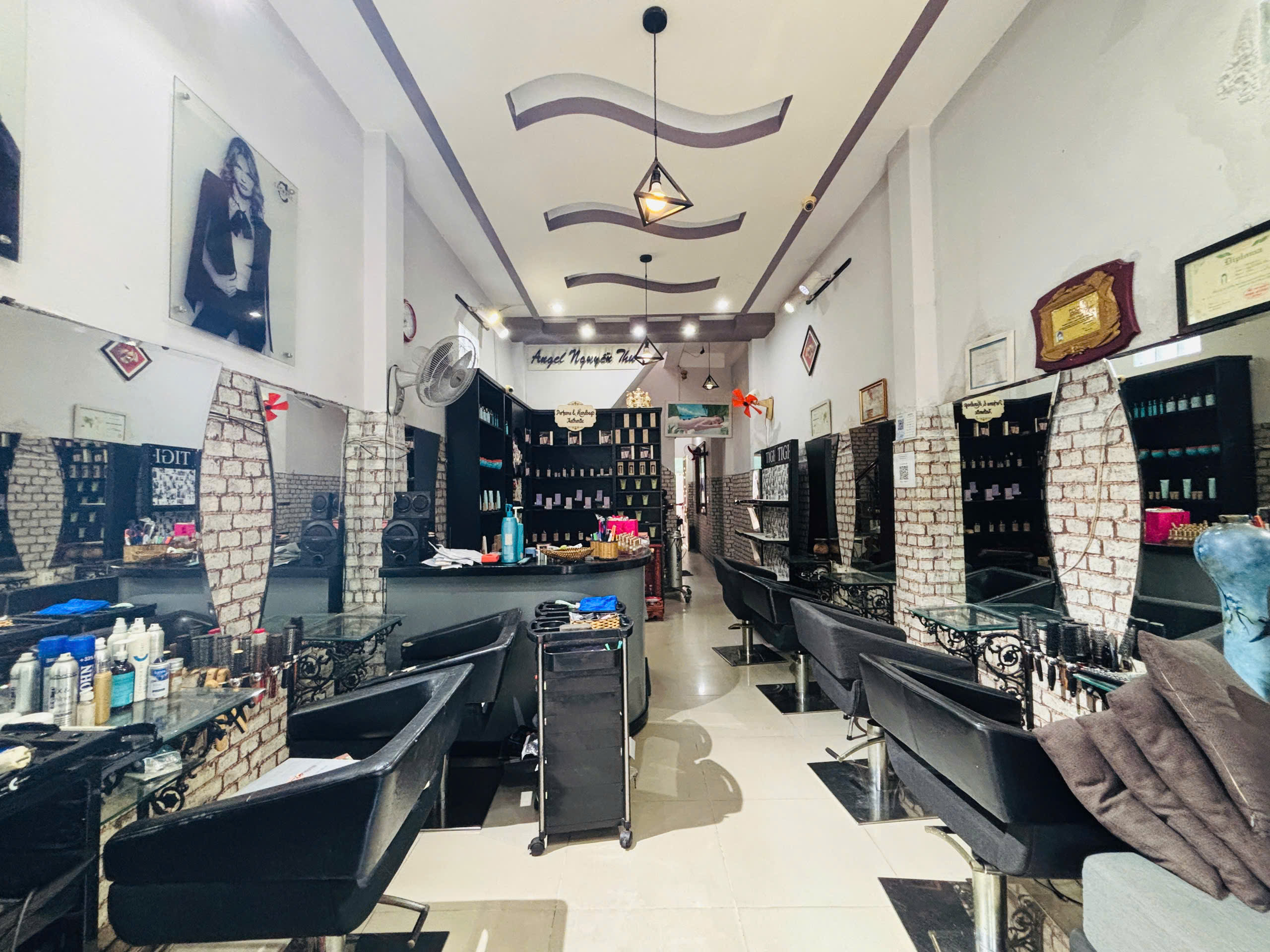 Bán nhà mặt phố Thảo Điền, Q.2. DT 68m2, 2 tầng, SH. Giá 15.5 tỷ. LH: 0902658927 (Hướng Đông) - Ảnh chính