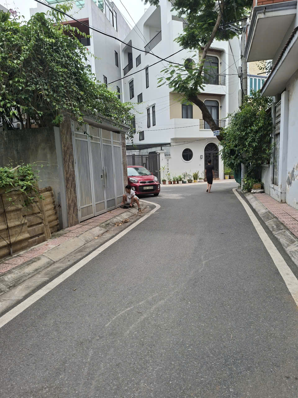 Cần tiền bán gấp - Nhà 2 tầng 90M2 . Ô tô đỗ trong nhà - Kinh doanh - Ảnh chính