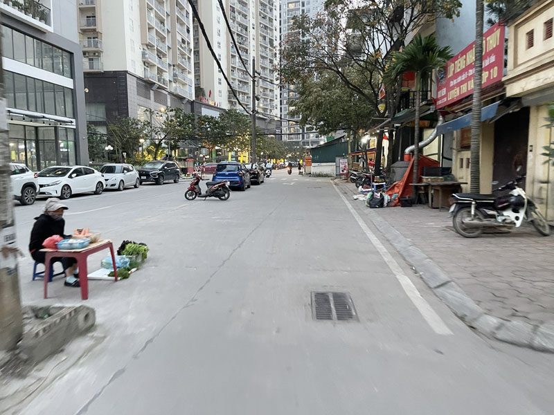 Cần bán 37,4m2 nhà cấp 4 mặt phố 390 Nguyễn Văn Cừ, Phường Bồ Đề. Cạnh 4 tòa chung cư cao cấp - Ảnh 2