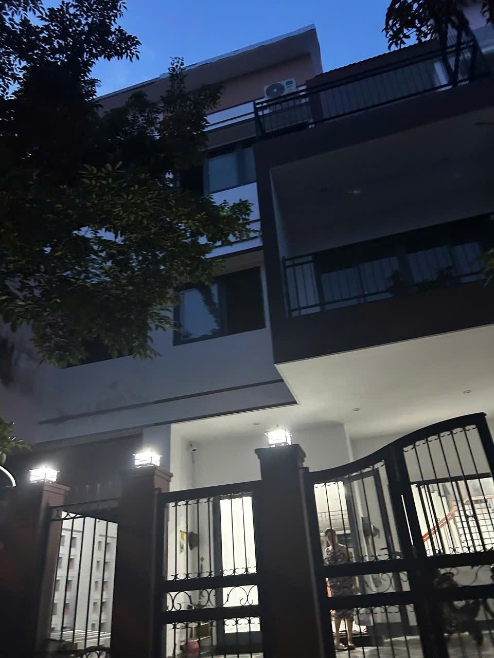 GIÁ TỐT - CHÍNH CHỦ Cần Bán Nhanh 2 Căn Biệt Thự  Vị Trí Tại Quận Liên Chiểu, TP Đà Nẵng - Ảnh 4