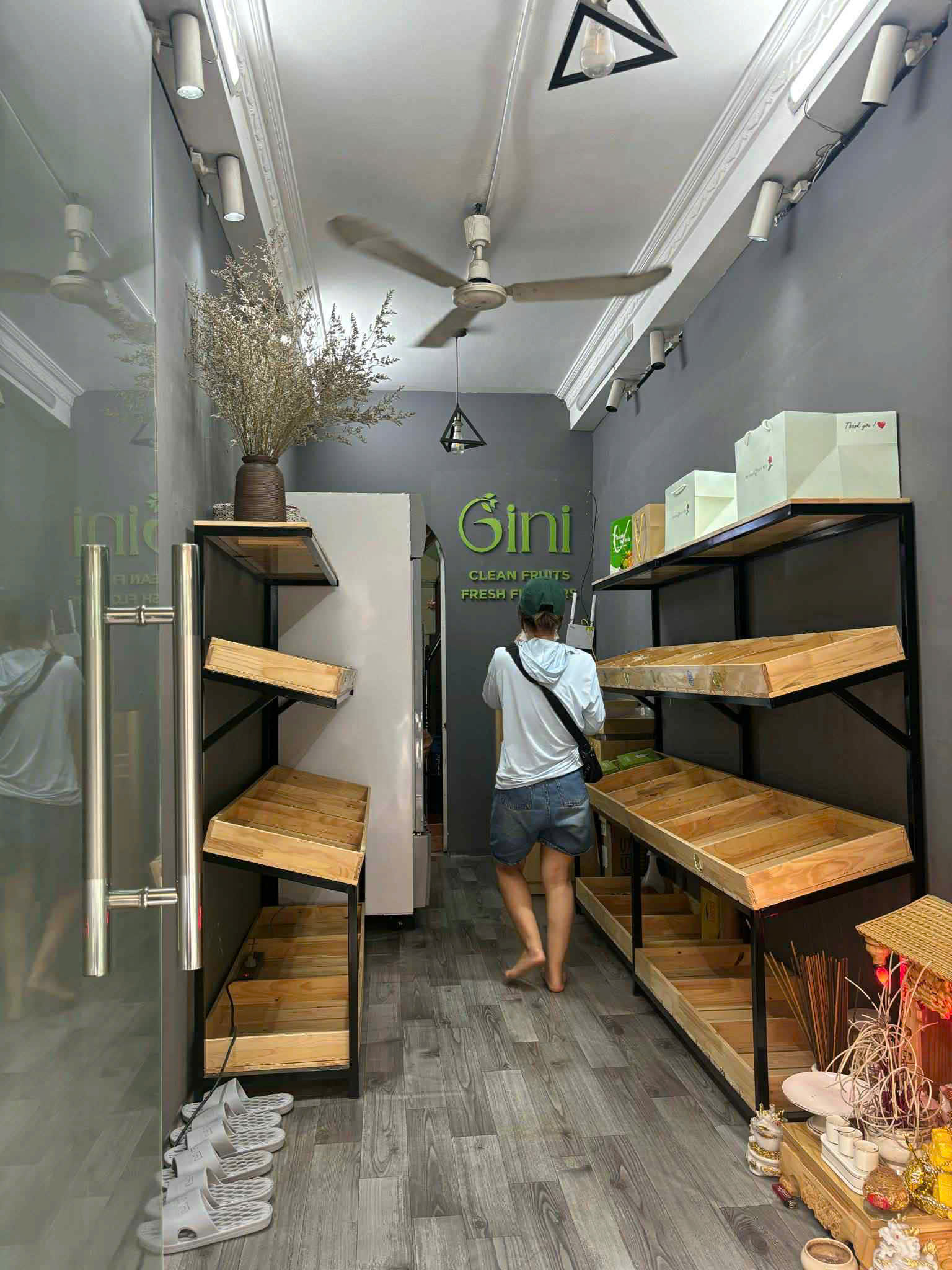 Cho thuê mbkd Láng - Đống Đa (240 Đường Láng) - Ảnh 2
