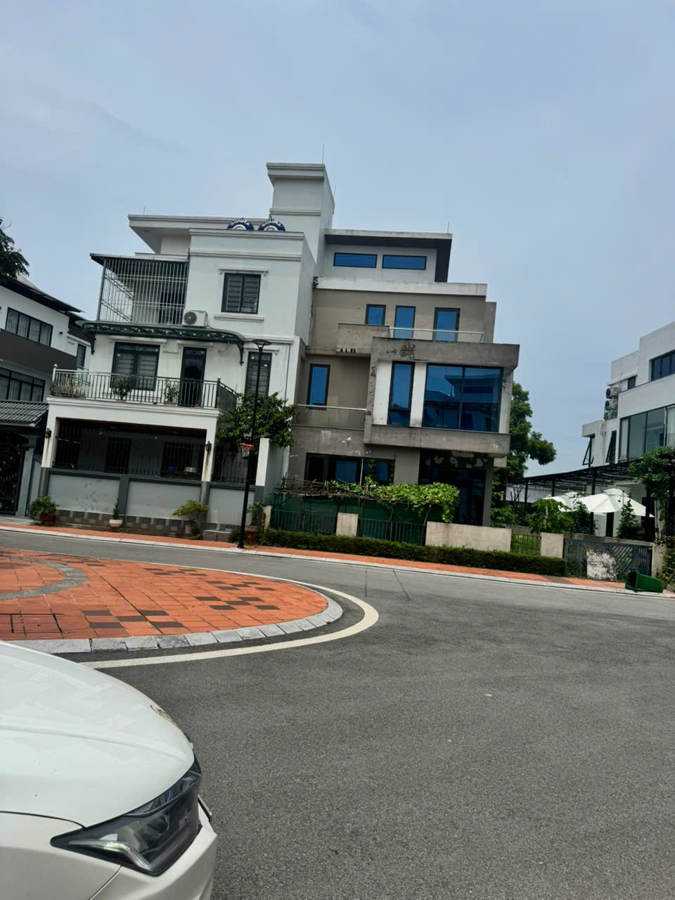 Bán Biệt thự Lan Viên Villas – Đặng Xá, Gia Lâm - 340m - dòng tiền tốt - vỉa hè , ô tô đỗ ,giá 66 tỷ - Ảnh 1