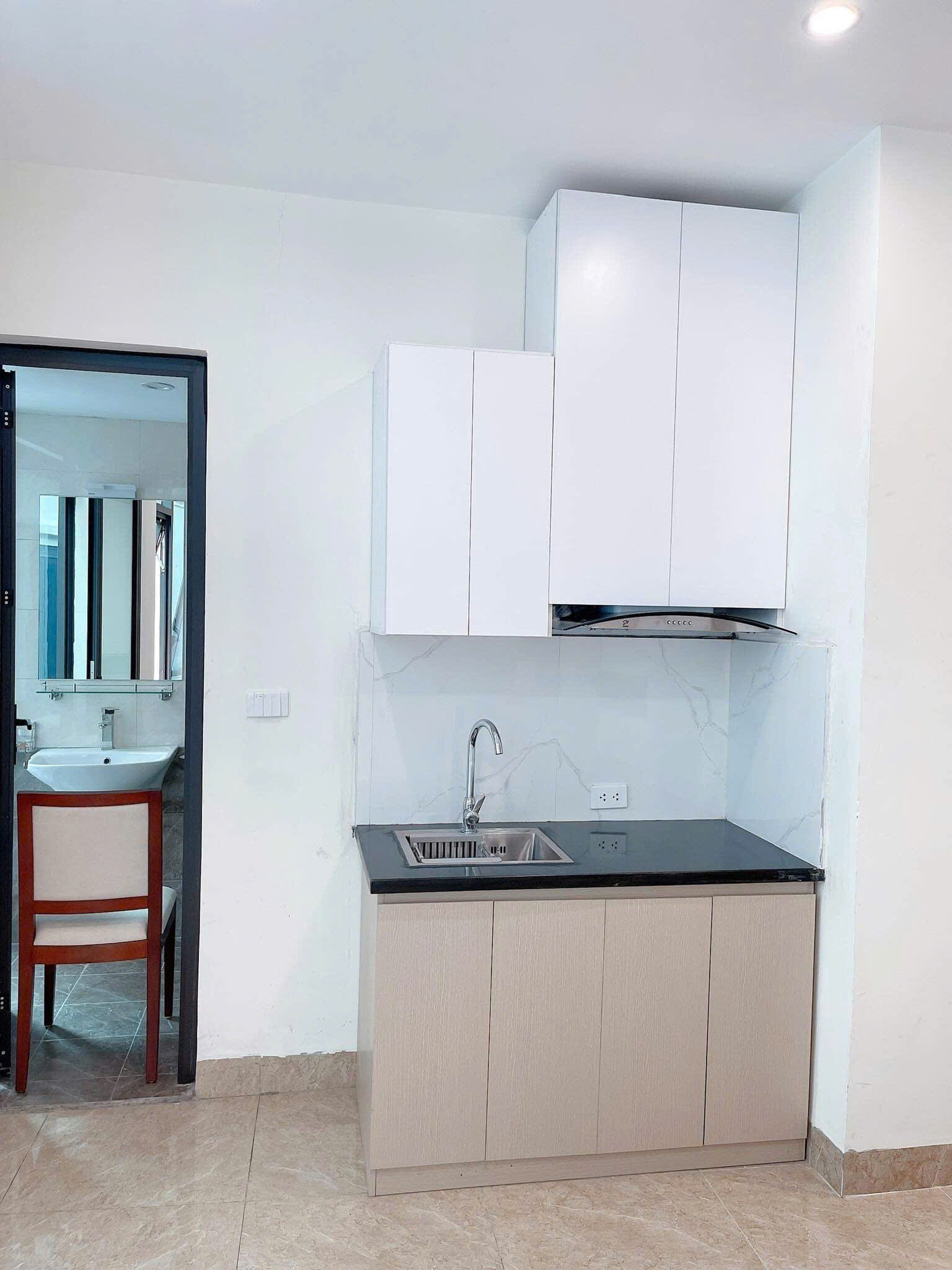Chính chủ cho thuê 02 phòng studio tầng 2 tại ngõ 47 Văn Cao- Ba Đình - Ảnh 3
