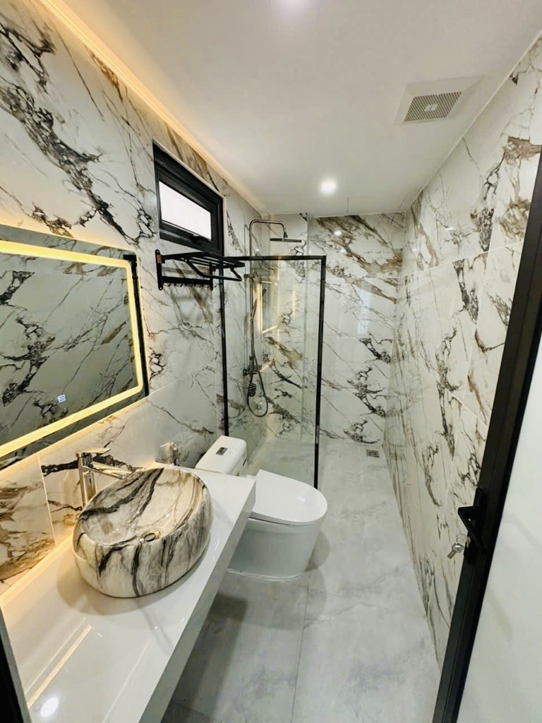 Bán nhà ngõ 96 Thượng Thanh 35m x 6T Thang máy mới tinh, lô góc, giá hợp lý còn thương lượng. LH - Ảnh 2