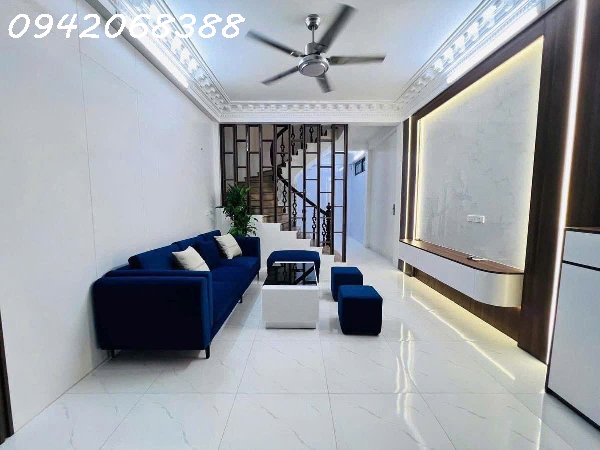 bán nhà Thịnh Quang, Đống Đa, 8,6T nằm  ngay ngã tư sở khu vực VIP nhất quận, nhà dân xây tặng full - Ảnh 1