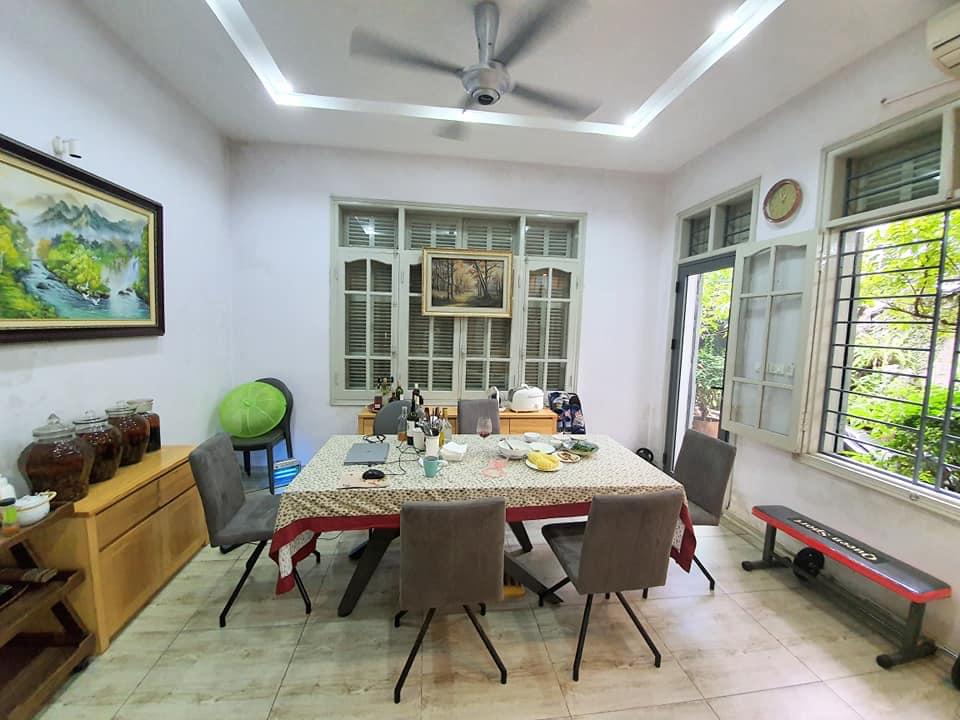 Bán nhà Kim Mã, ngõ rộng, ô tô đỗ cửa, ở sướng, 55m chỉ 15 tỷ - Ảnh 2