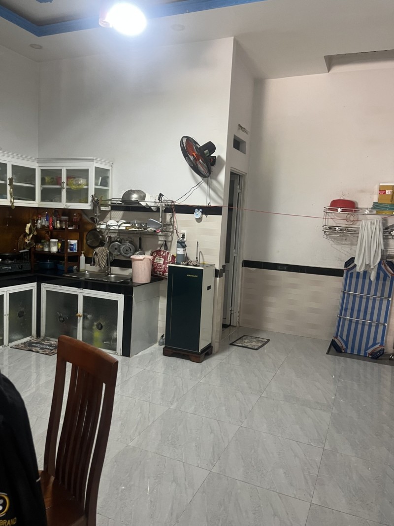 Bán nhà 2 Tầng Dĩ An,SHR đường 02 xe hơi,gần chợ Tân Bình,TPHCM mới - Ảnh 3