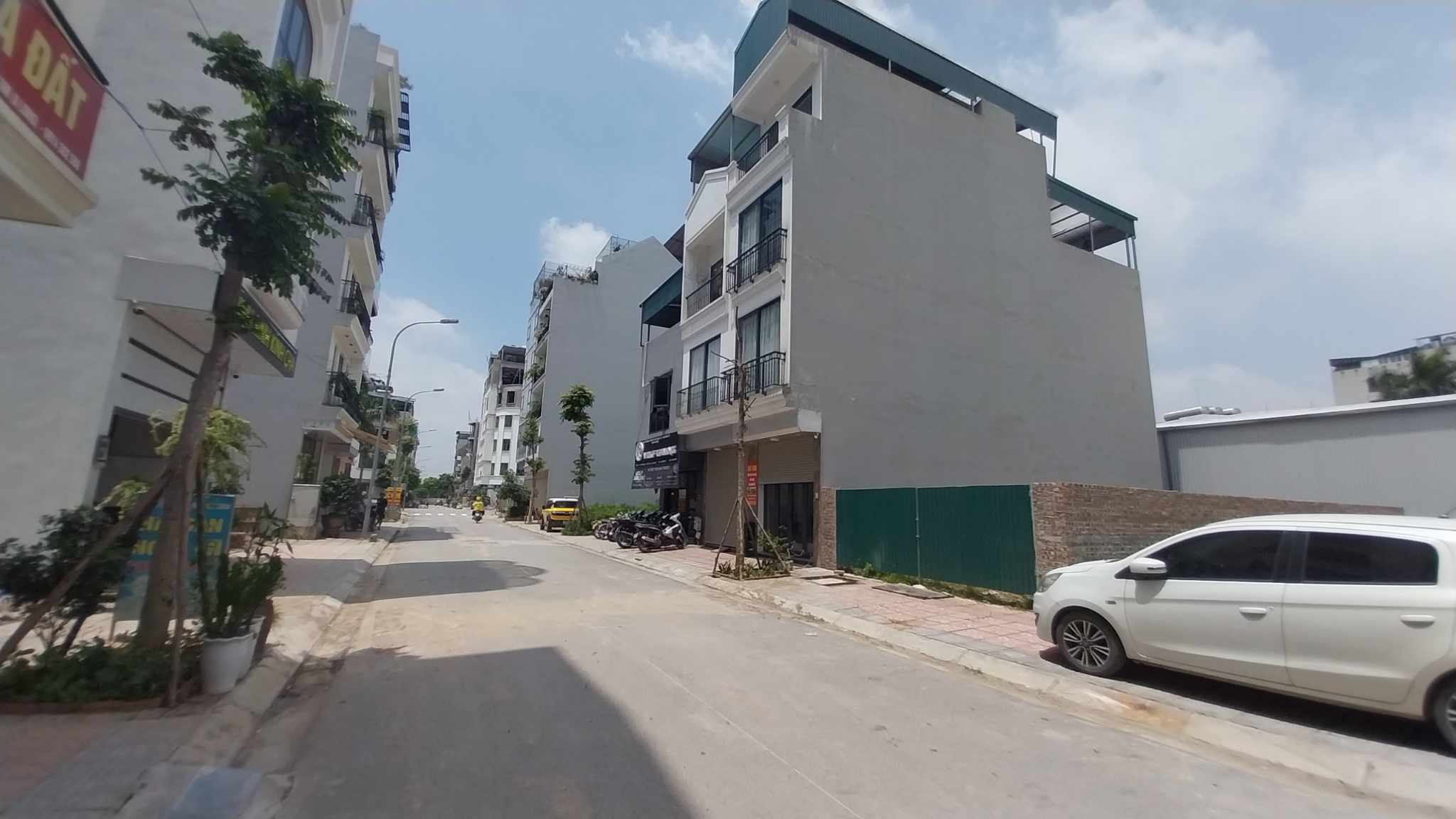 Đất Phân Lô Tái Định Cư Ngọc Thụy, Long Biên, 80m2, MT5.6m, Vỉa Hè, Kinh Doanh, Ô tô Tránh - Ảnh 1
