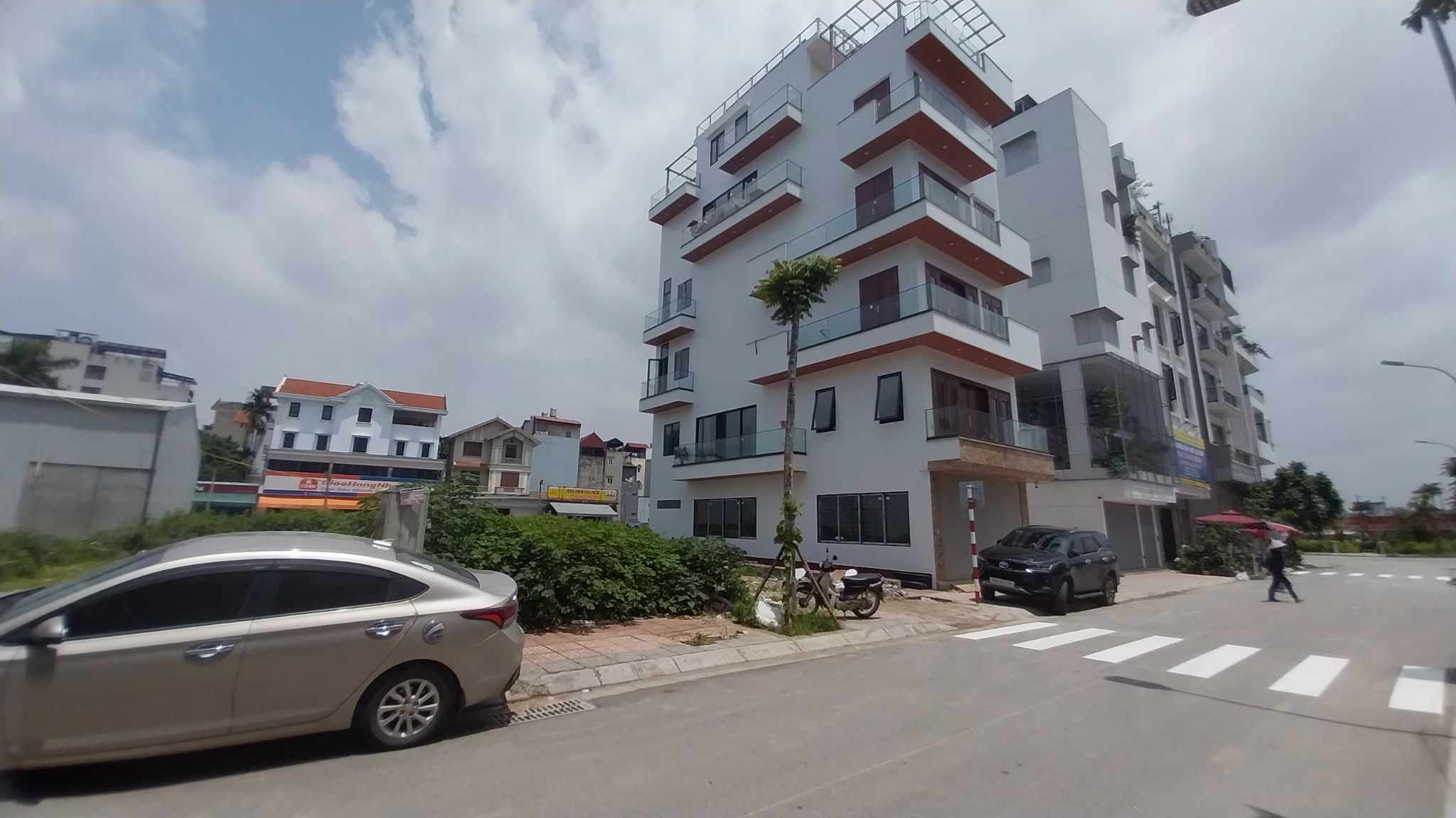 Đất Phân Lô Tái Định Cư Ngọc Thụy, Long Biên, 80m2, MT5.6m, Vỉa Hè, Kinh Doanh, Ô tô Tránh - Ảnh 2