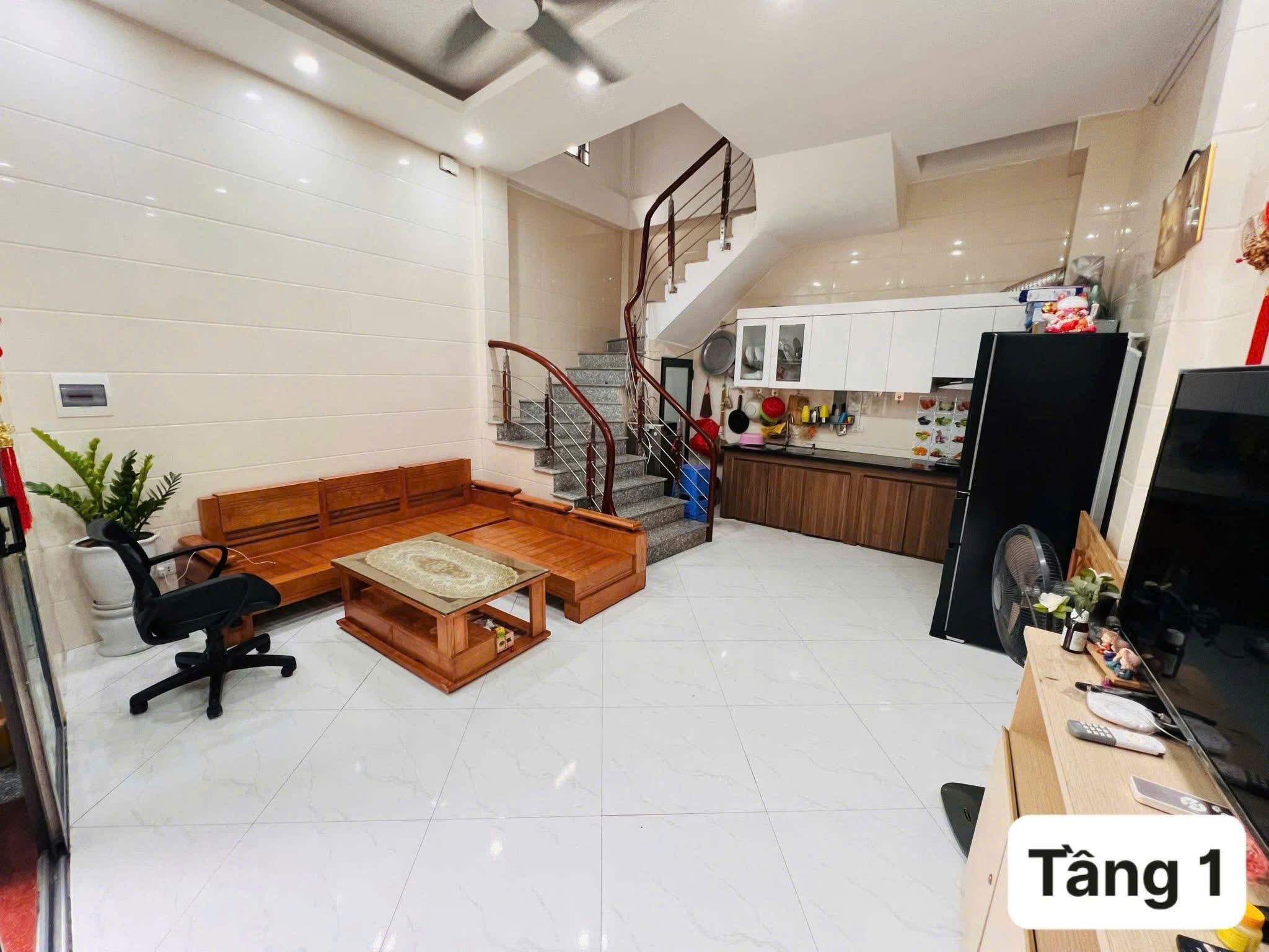 BÁN NHÀ 5 TẦNG - NGÕ 61 PHỐ TRẠM 34M² - MT 4.8M - CHỈ 6.7 TỶ ,oto,KD - Ảnh 4