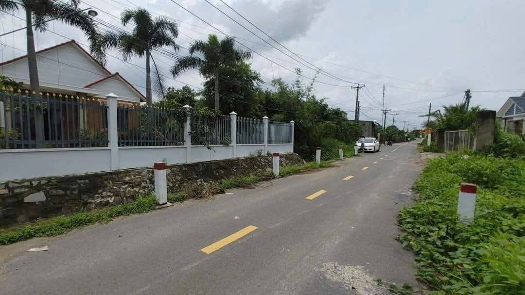 🚨 **Sang nhượng gấp lô đất mặt tiền nhựa đẹp – Trảng Bom – sổ riêng thổ cư 100% 🏡 – Giá chỉ 1 tỷ - Ảnh 4