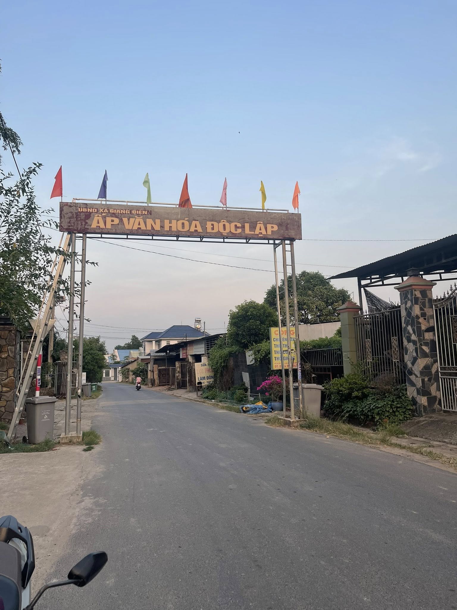🚨 **Sang nhượng gấp lô đất mặt tiền nhựa đẹp – Trảng Bom – sổ riêng thổ cư 100% 🏡 – Giá chỉ 1 tỷ - Ảnh 2