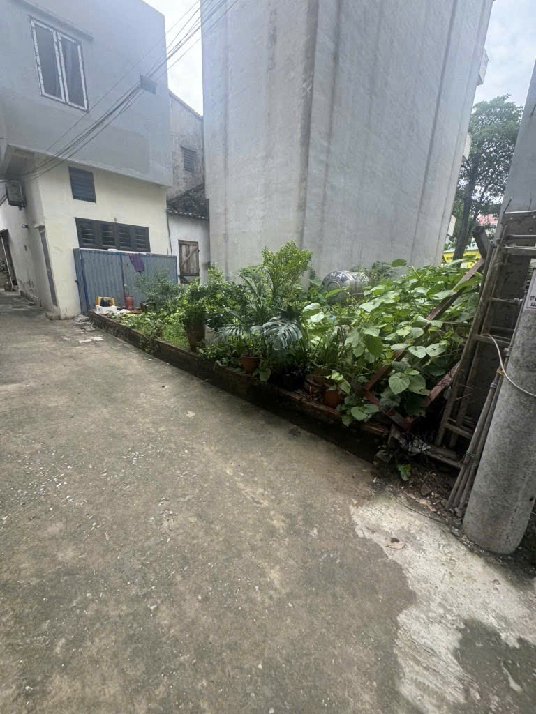 LÔ ĐẤT TẬP THỂ BINH ĐOÀN YÊN NGHĨA- CẠNH KHU B- NGÕ THÔNG Ô TÔ DT 48M GIÁ HƠN 6 TỶ - Ảnh 1