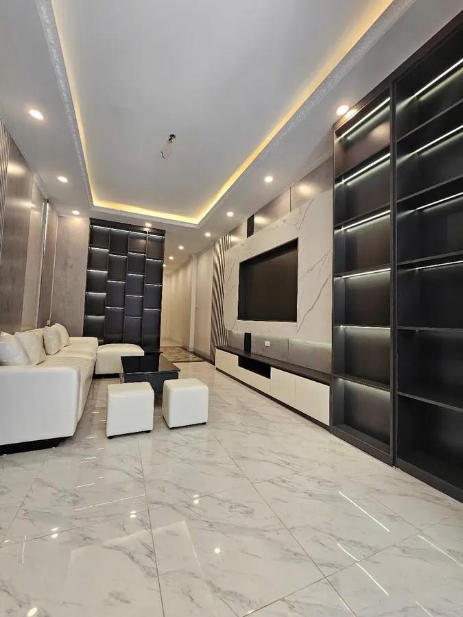 SIÊU HIẾM. NHÀ PHỐ NGỌC LÂM 56M2, 6T THANG MÁY, 20M RA MẶT PHỐ - CHỈ 11 TỶ - Ảnh 2