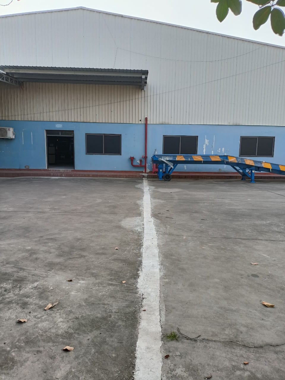 Bán 1ha nhà xưởng tại Tân Yên, Bắc Giang. Sẵn 3000m2 nhà xưởng - Ảnh chính