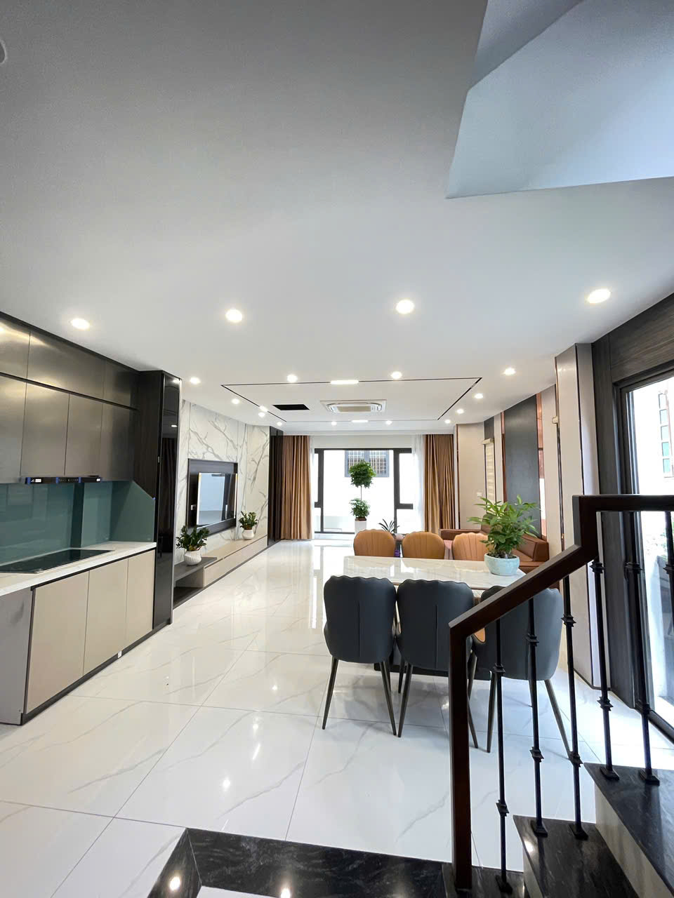 BÁN CĂN GÓC NGỌC THỤY LONG BIÊN 6 TẦNG THANG MÁY DT 56M -Ô TÔ THÔNG - Ảnh 2