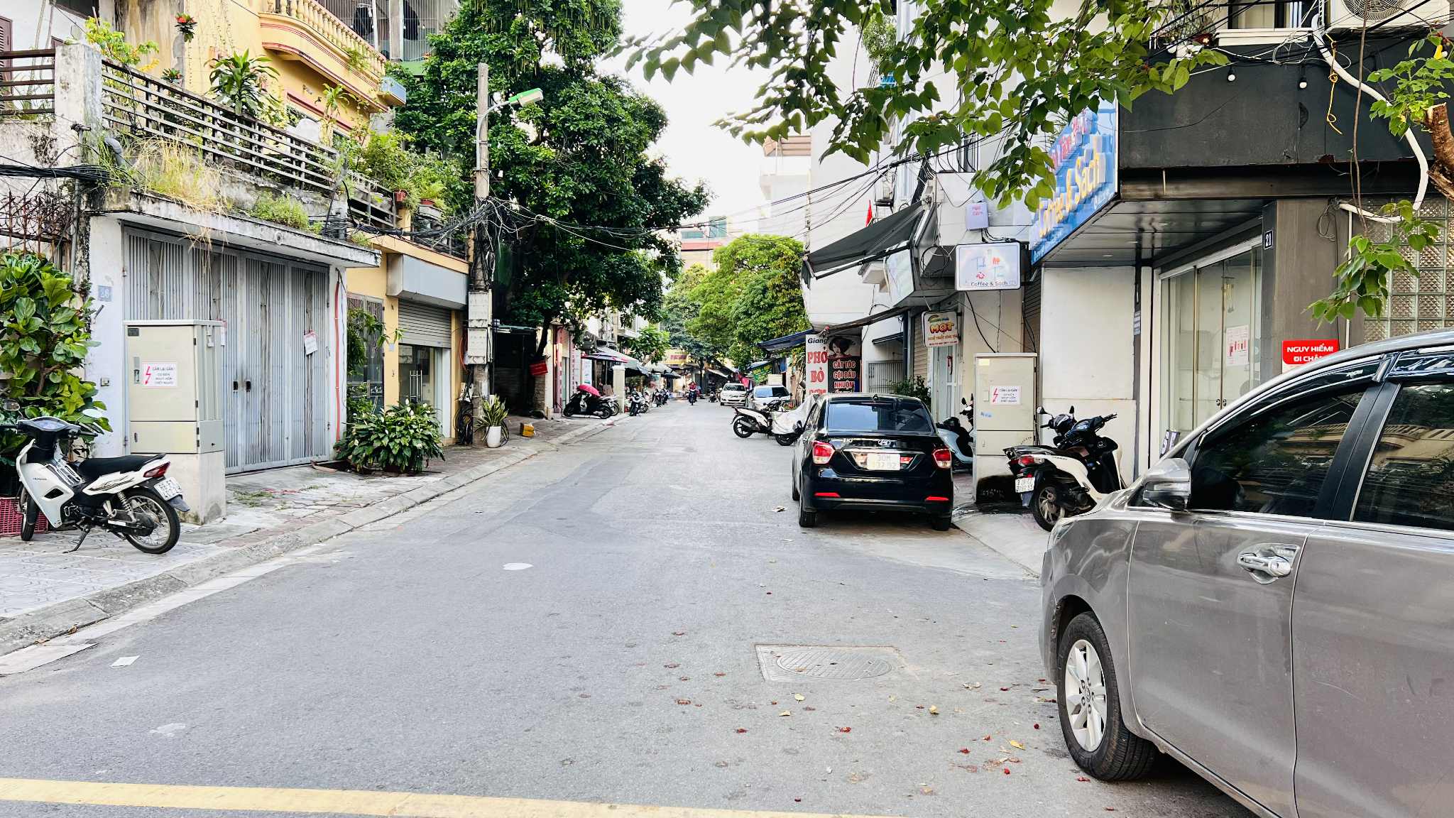 bán nhà Ngọc Lâm, 150m, mặt tiền 5.6m, nở hậu, vỉa hè, ôtô tránh - Ảnh chính