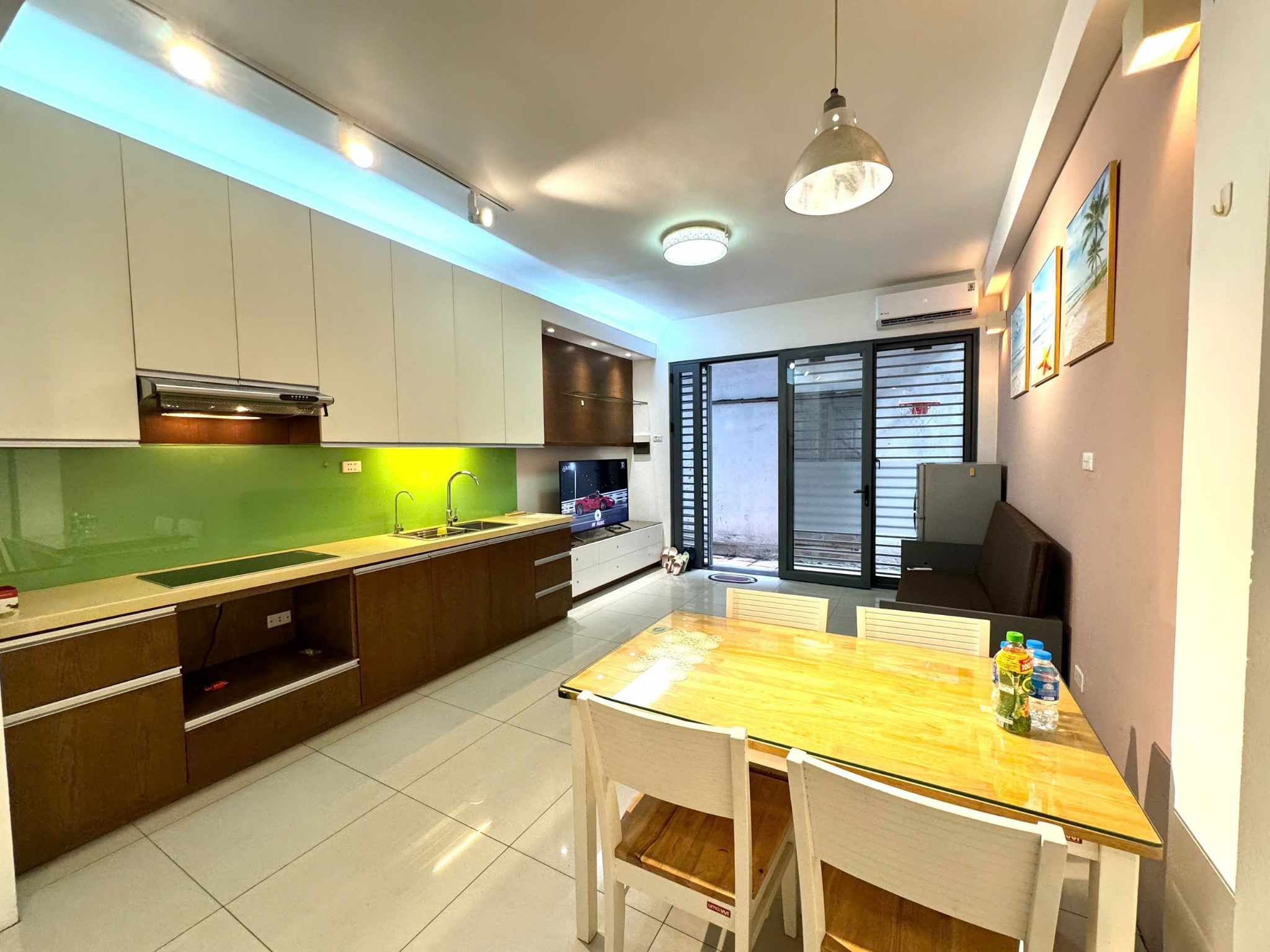 Bán Gấp, Nhà Ngõ 12 Phố Bồ Đề, Long Biên, 32m2, 5 Tầng, Ô Tô, Full đồ, Phân Lô - Ảnh 2