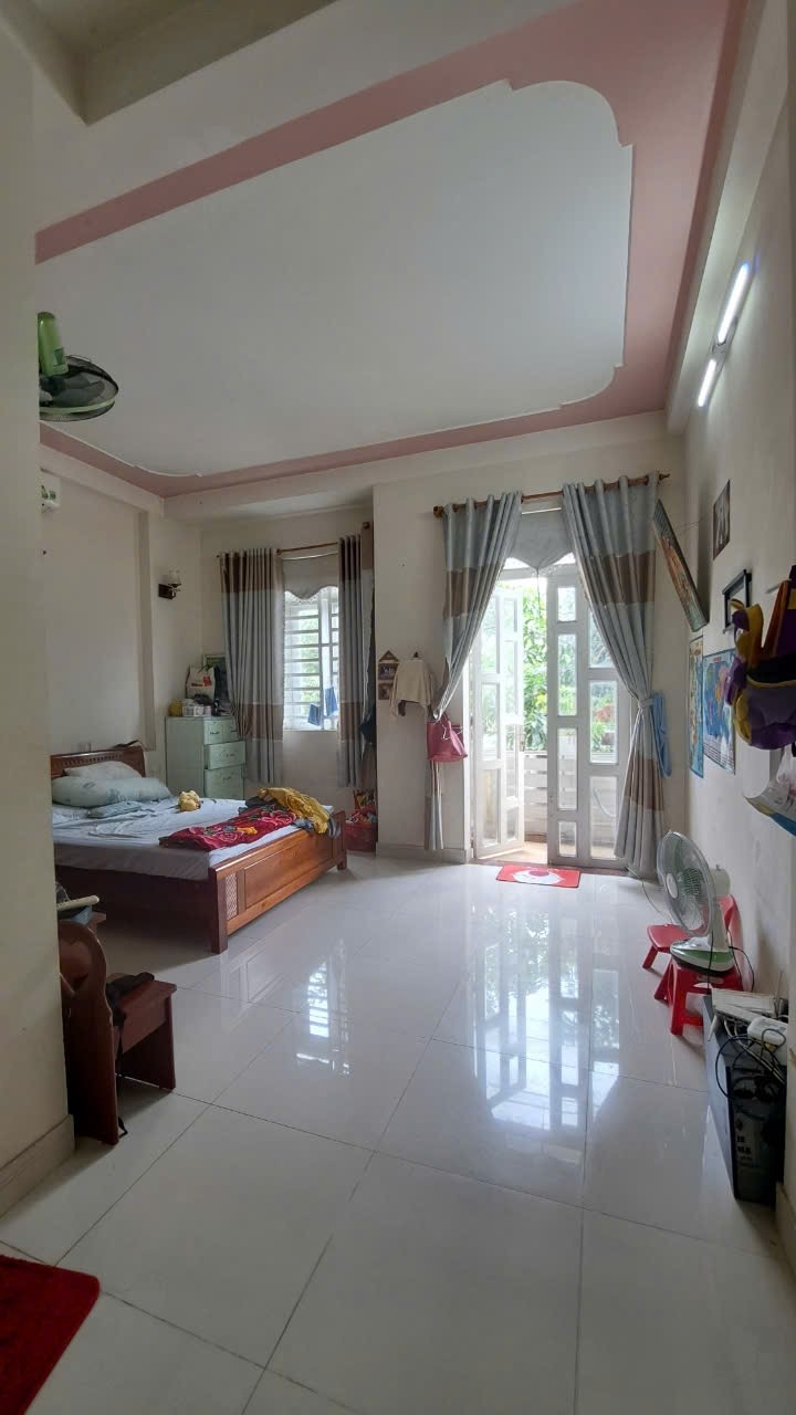 MẶT TIỀN KINH DOANH KHU TRUNG TÂM HÀNH CHÍNH DĨ AN – 4 TẦNG – HOÀN CÔNG – CHỈ 9.8 TỶ - Ảnh 3