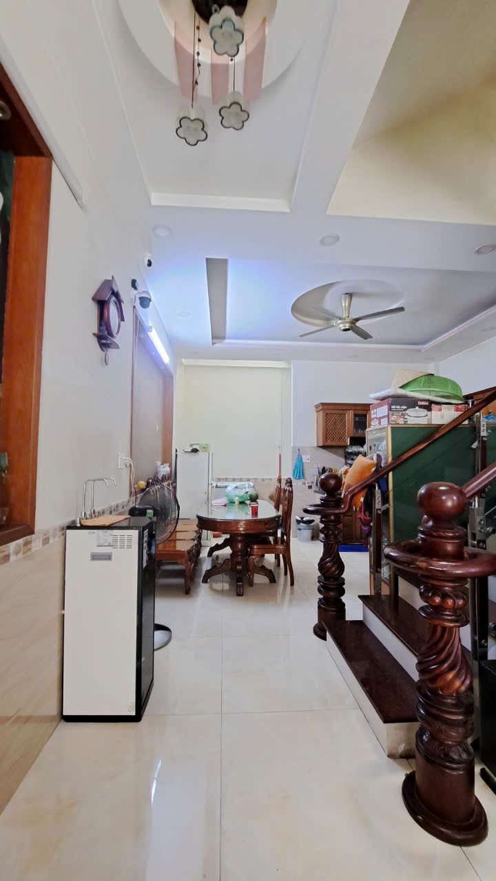 MẶT TIỀN KINH DOANH KHU TRUNG TÂM HÀNH CHÍNH DĨ AN – 4 TẦNG – HOÀN CÔNG – CHỈ 9.8 TỶ - Ảnh chính
