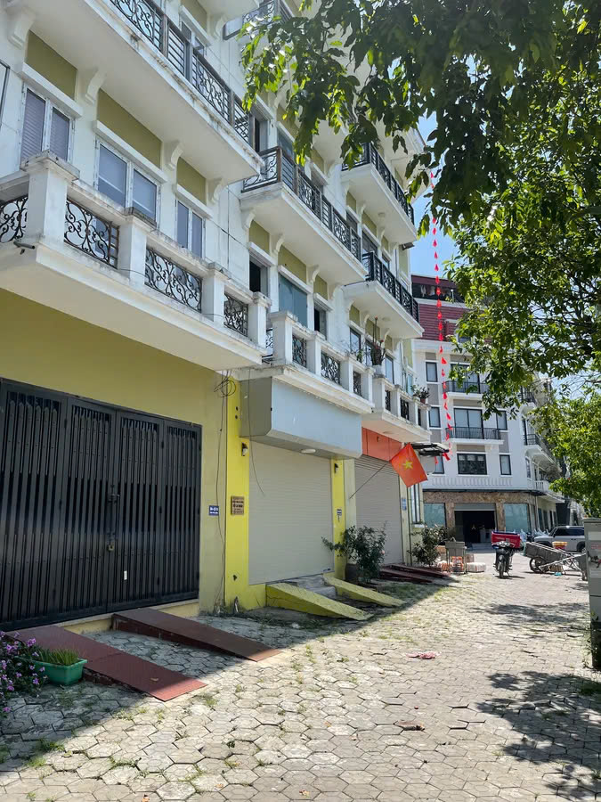 CẦN BÁN LIỀN KỀ PHÚ LƯƠNG –  HÀ ĐÔNG – ĐƯỜNG 30 M, 5 TẦNG 18.2 TỶ - Ảnh 1