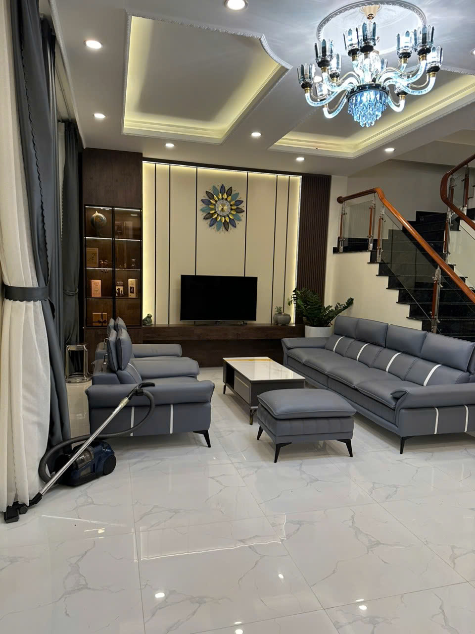 CHO THUÊ VILLA CAO CẤP HIỆN ĐẠI NGUYỄN SIÊU P7 ĐÀ LẠT - Ảnh chính