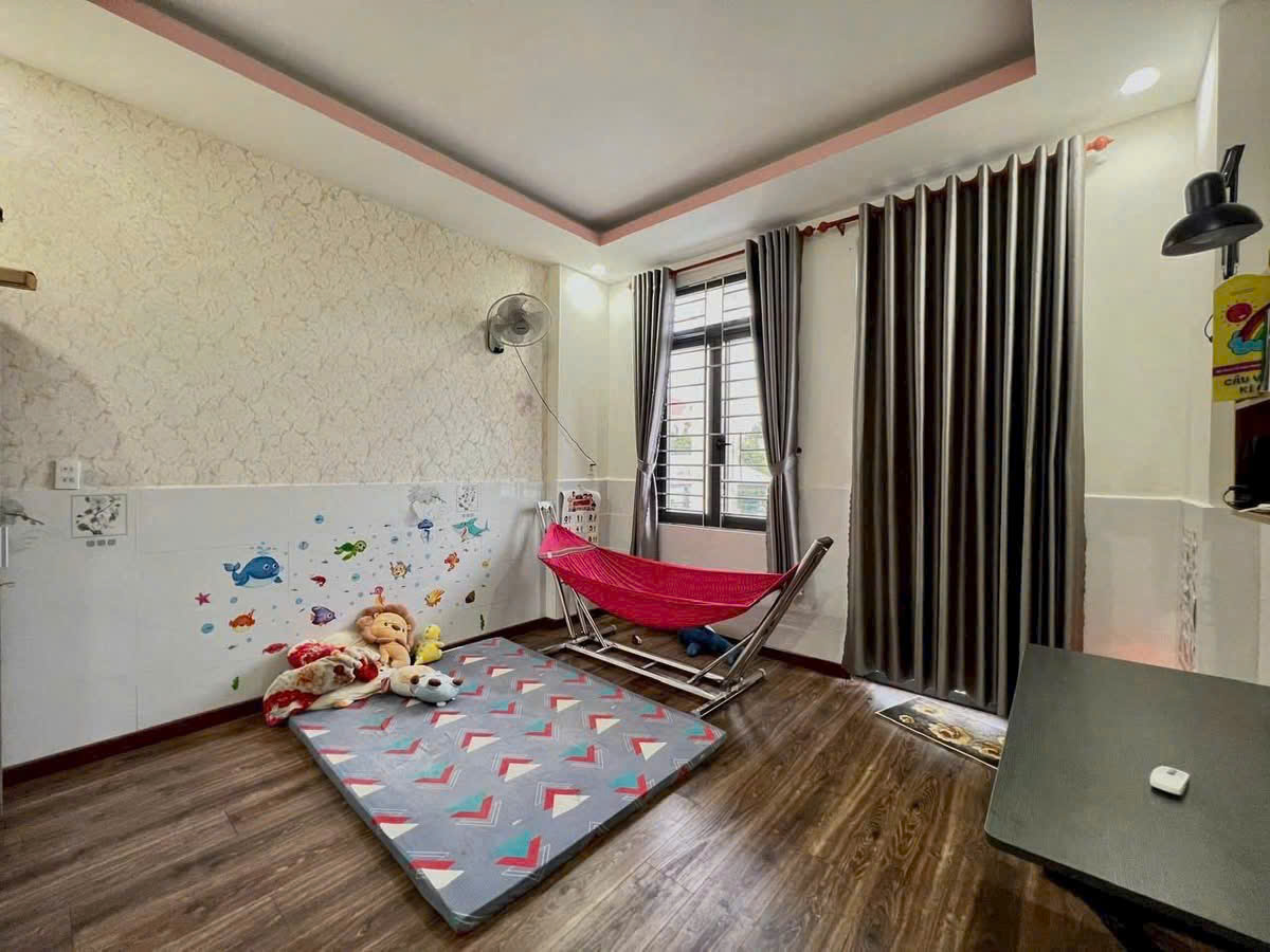 Bán nhà 1T2L mới đẹp, P. Tân Phong, sân oto, đường oto chỉ 3 tỷ 850 - Ảnh 4