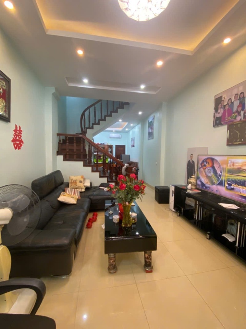 KHÔNG TÌM ĐƯỢC CÂN THỨ 2 - NHÀ 5PN - GARA - NỘI THẤT XỊN - GẦN PHỐ, AN NINH TUYỆT ĐỐI! - Ảnh 2